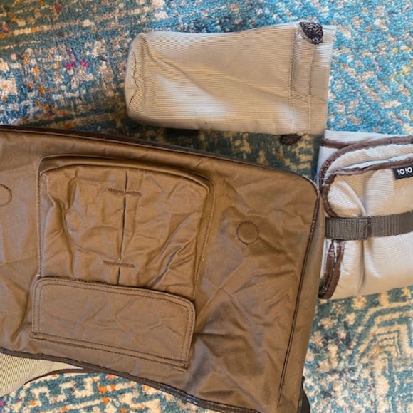 Mens Designer (OiOi) Diaper Bag - Picture 4 of 6